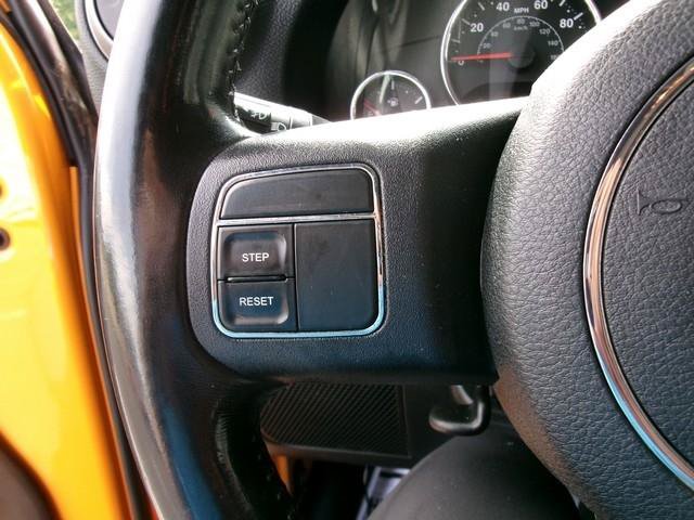 Used 2012 Jeep Wrangler Sport AWD/4WD image 9