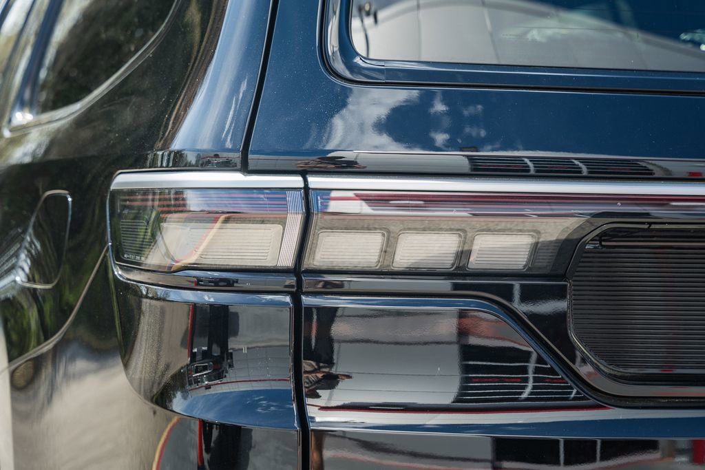 New 2026 Jeep Grand Wagoneer 4WD image 7