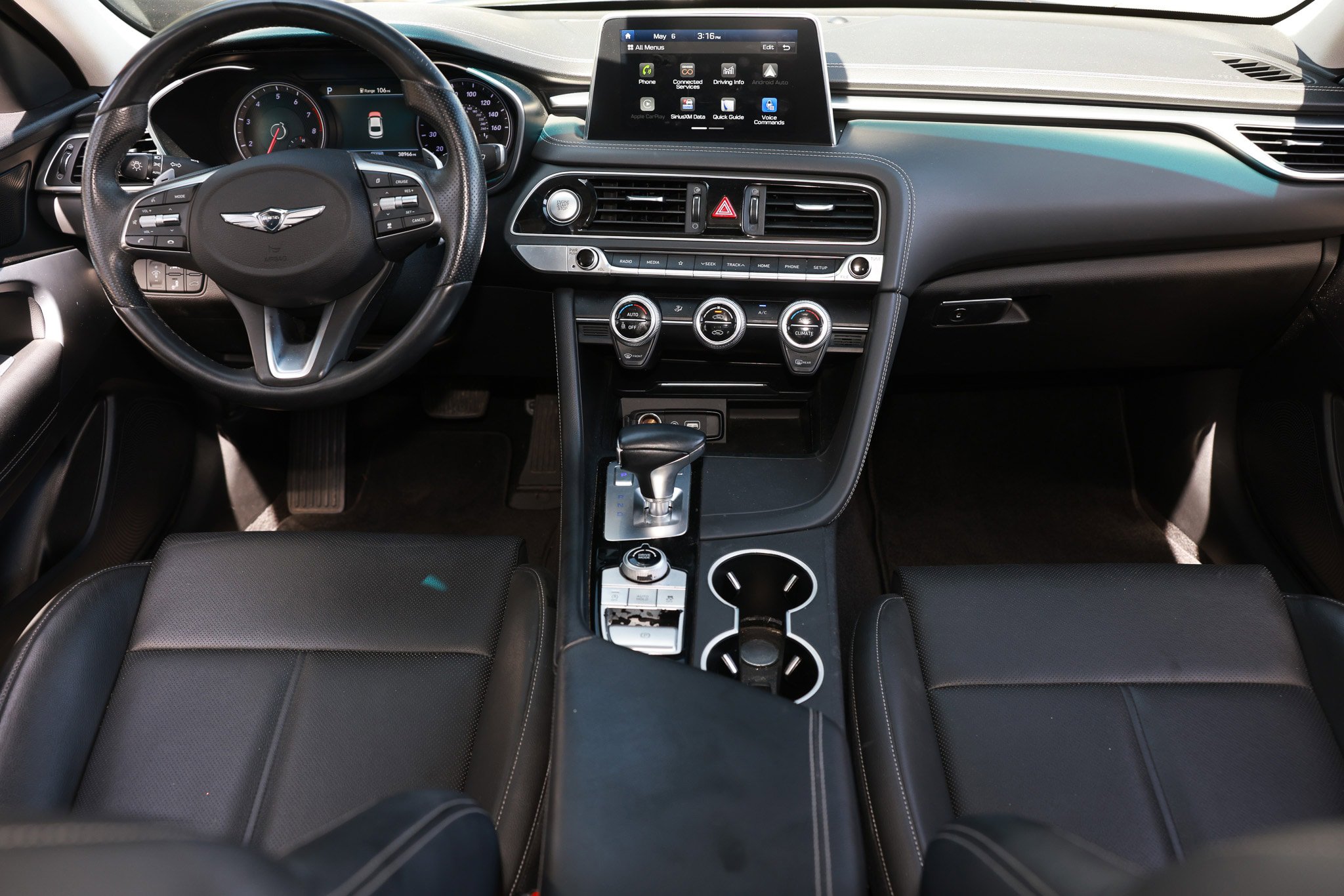 Used 2020 Genesis G70 2.0T RWD image 25