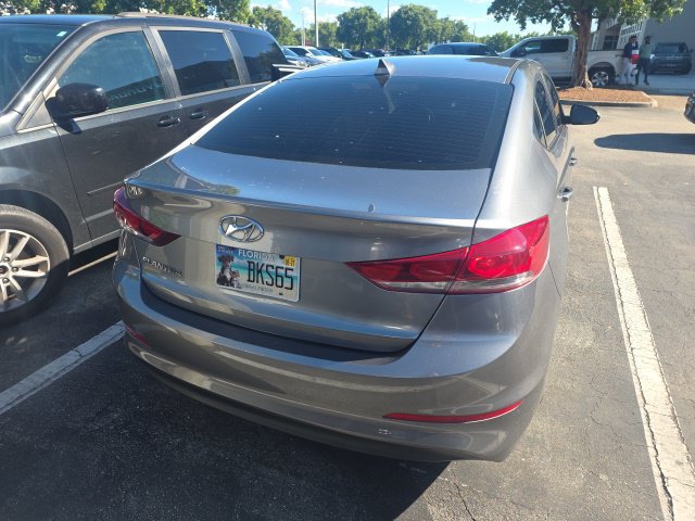 Used 2018 Hyundai Elantra Value Edition FWD image 7