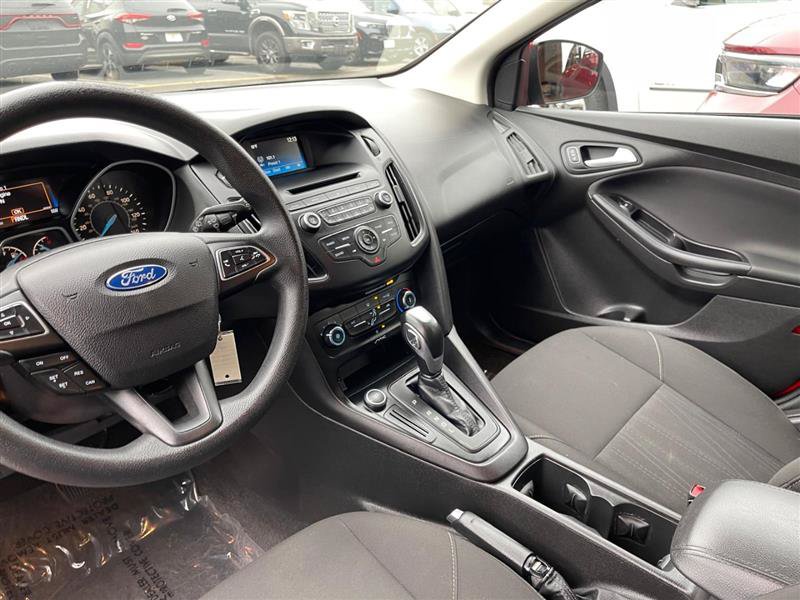 Used 2015 Ford Focus SE FWD image 68