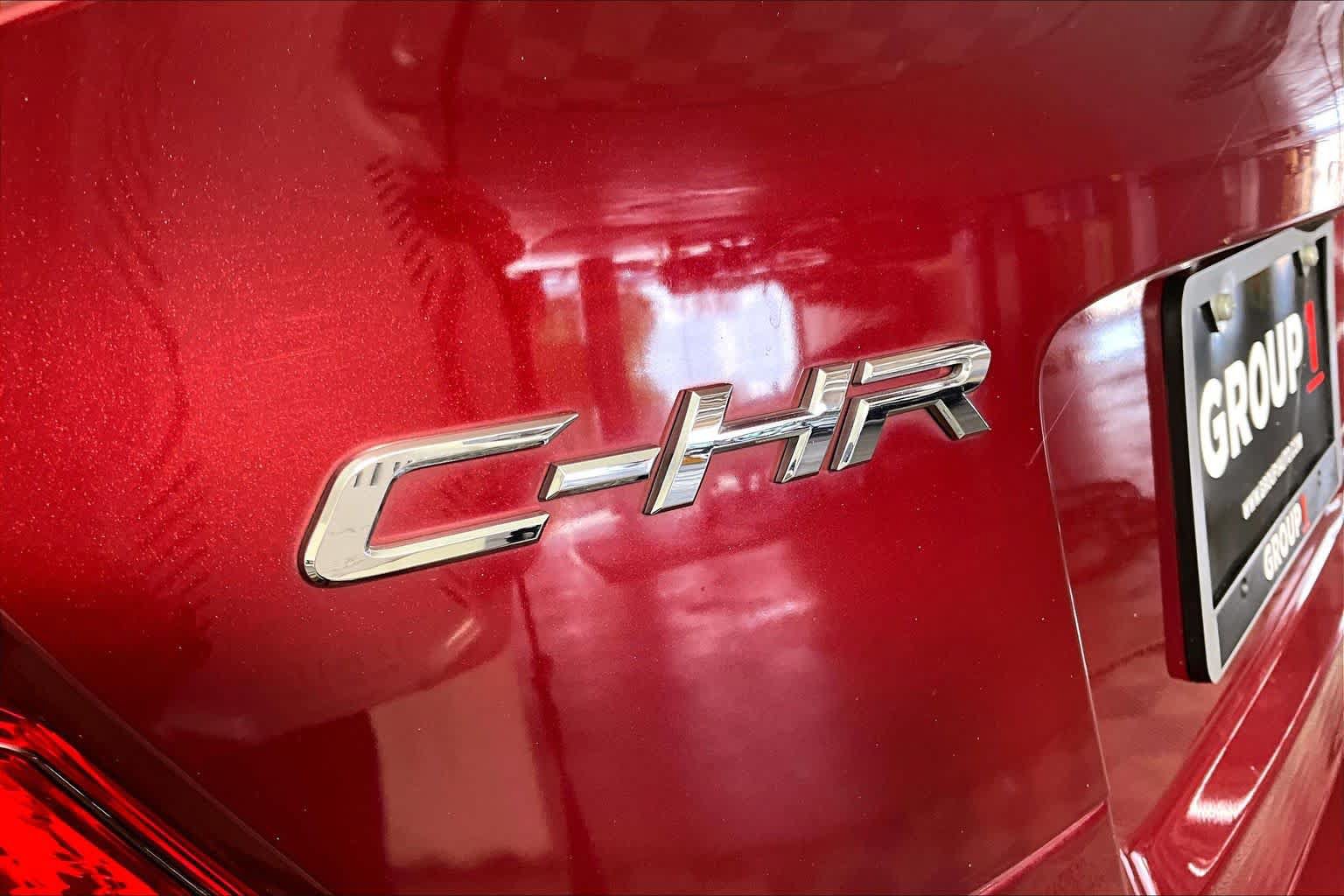 Used 2018 Toyota C-HR XLE FWD image 29