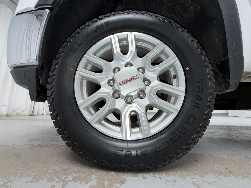 Used 2021 GMC Sierra 3500 SLE w/ X31 Off-Road Package AWD/4WD image 14