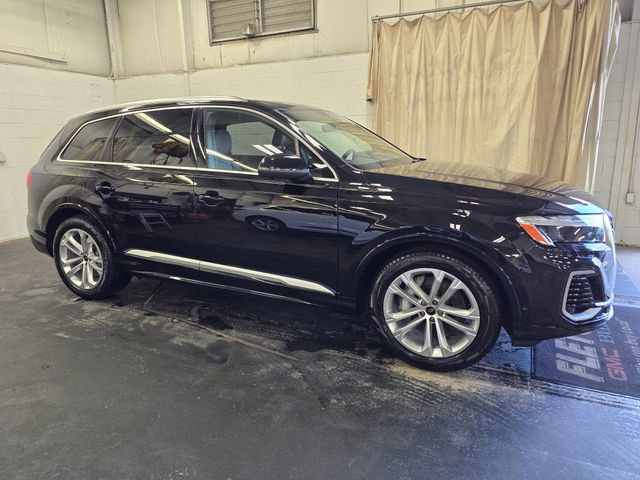 Used 2026 Audi Q7 3.0T Premium Plus w/ Premium Plus Package image 5