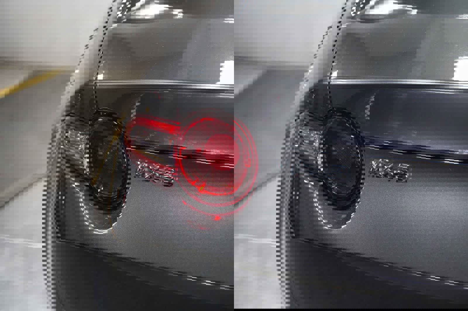 Used 2021 MAZDA MX-5 Miata RF Grand Touring image 11