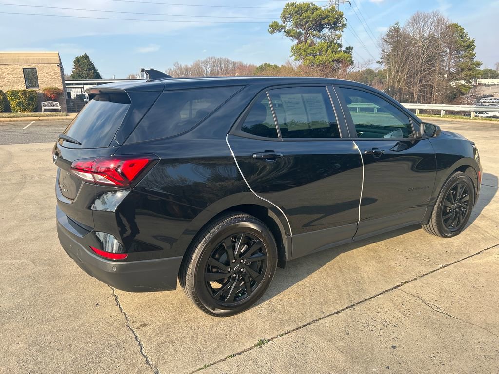 Used 2024 Chevrolet Equinox LS w/ LS Convenience Package image 6