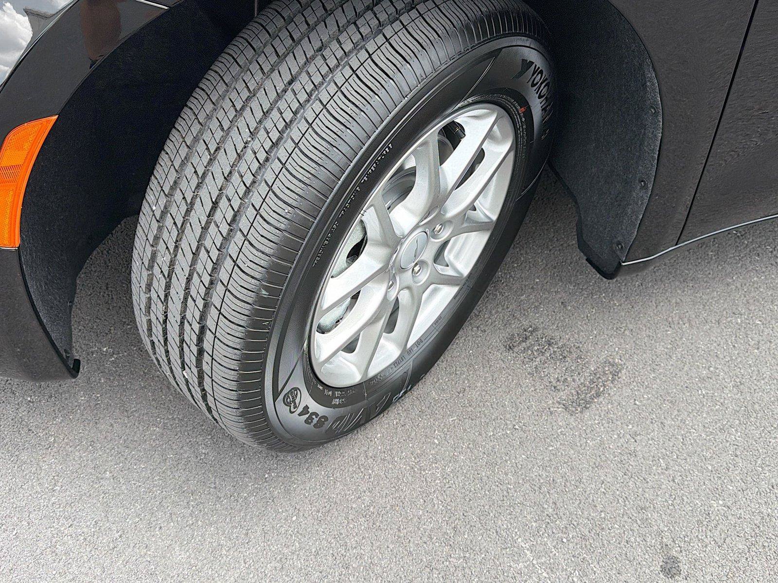 New 2027 Chrysler Pacifica LX FWD image 36