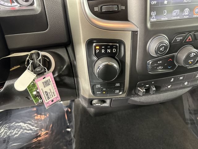 Used 2017 RAM 1500 Big Horn AWD/4WD image 19