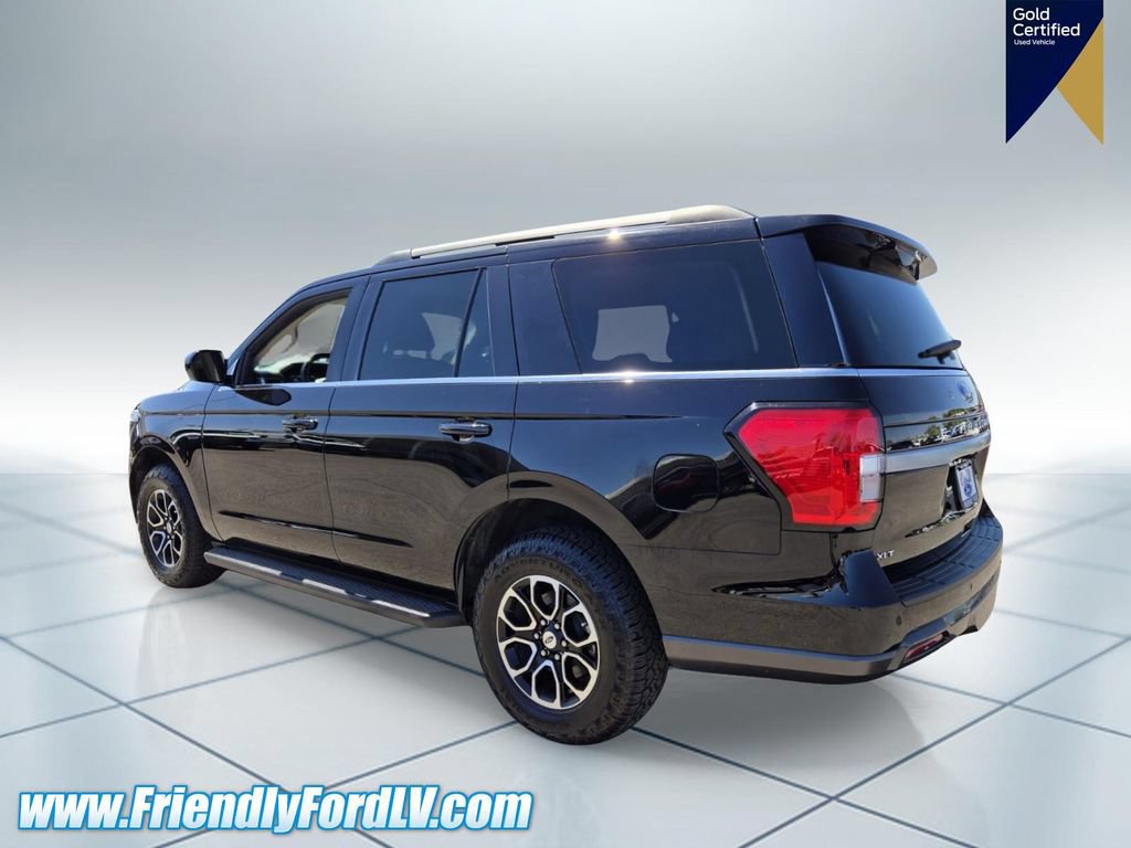 Certified 2023 Ford Expedition XLT RWD image 3