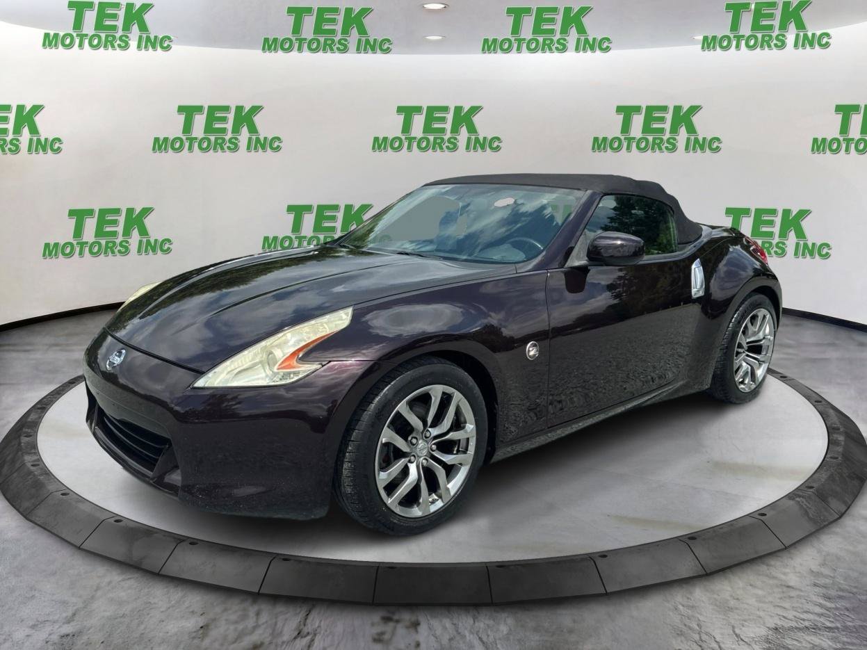 Used 2010 Nissan 370Z Roadster RWD image 1