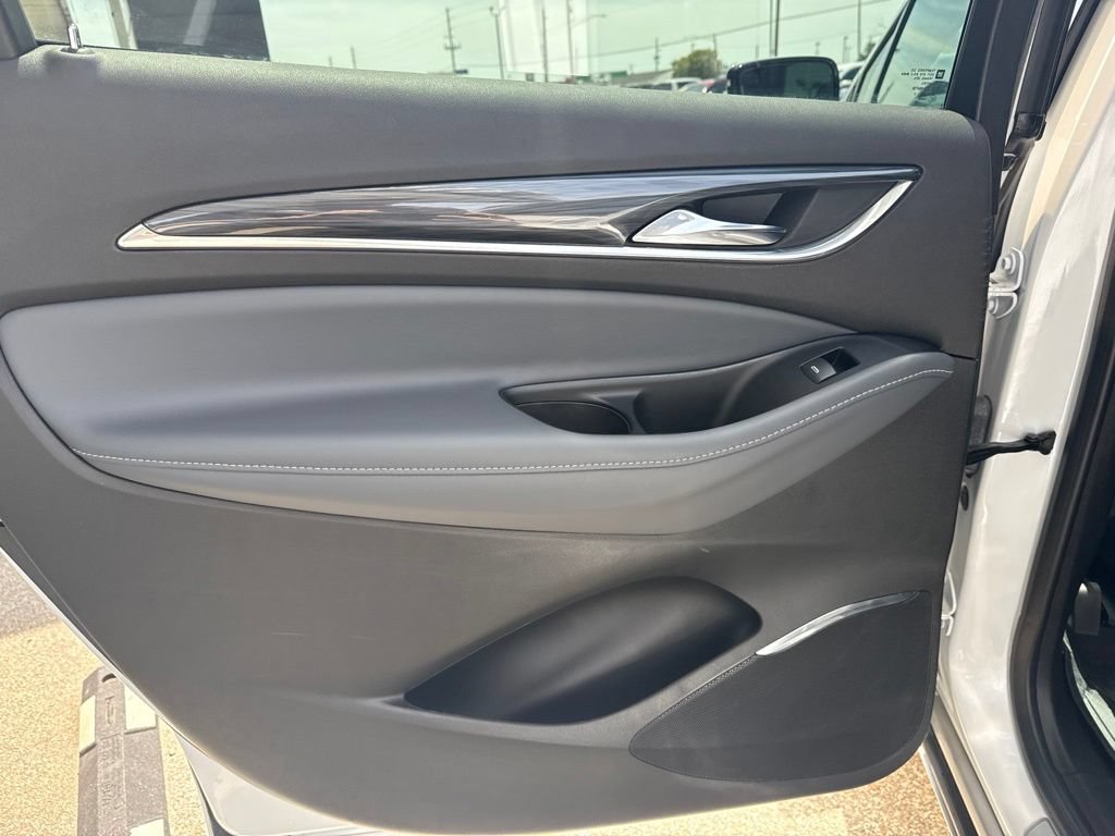 Used 2023 Buick Enclave Essence w/ Experience Buick Package FWD image 14