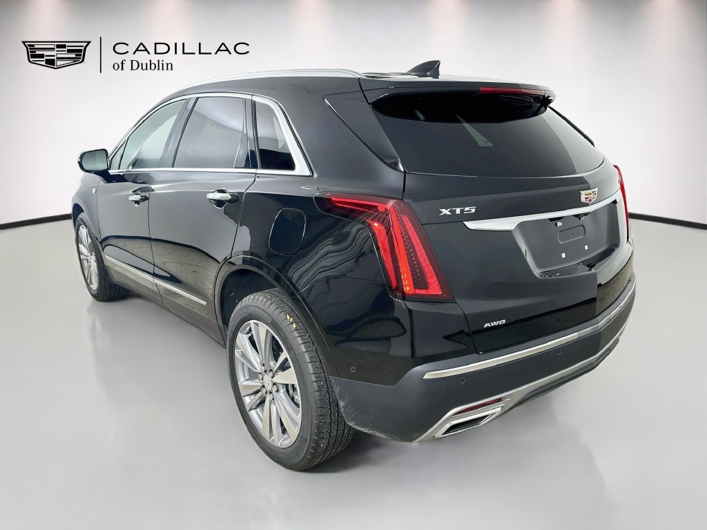 New 2026 Cadillac XT5 Premium Luxury w/ LPO, Floor Liner Package AWD/4WD image 7