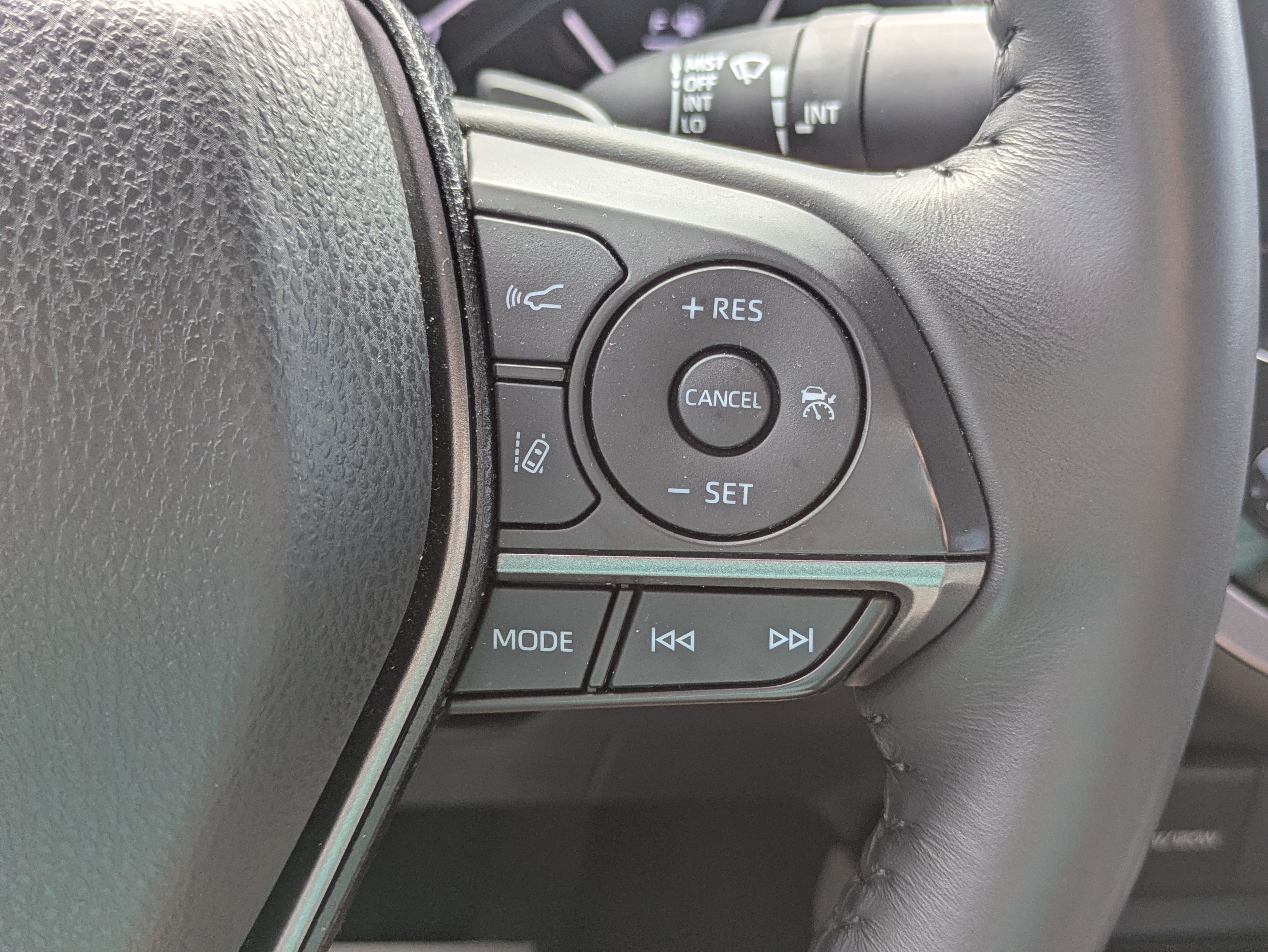 Certified 2023 Toyota Camry SE FWD image 20