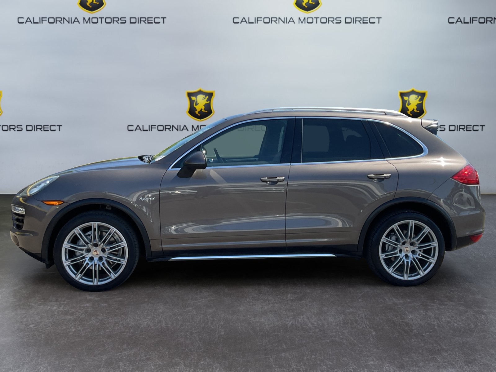 Used 2013 Porsche Cayenne S AWD/4WD image 8