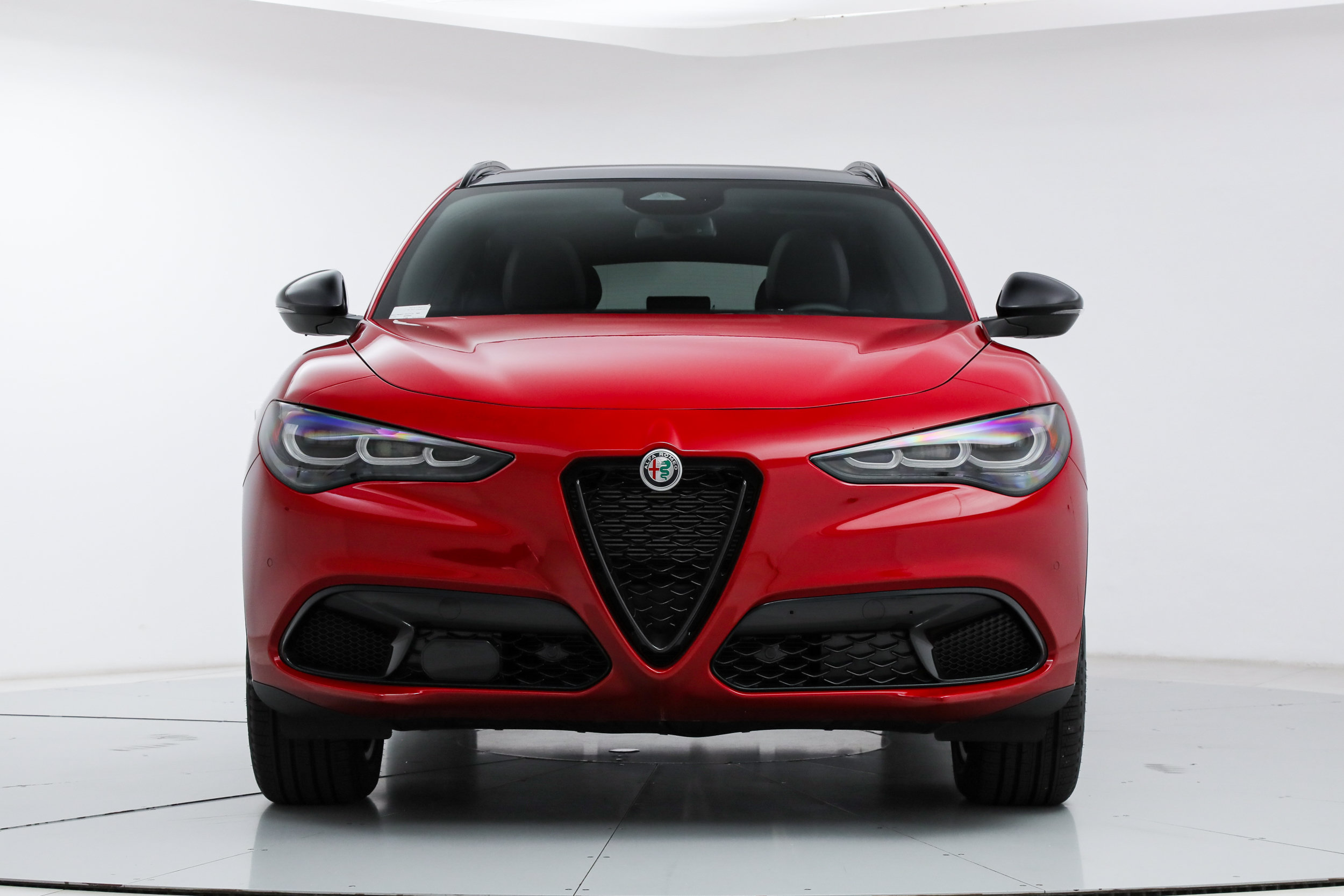 New 2025 Alfa Romeo Stelvio Sprint w/ Convenience Package AWD/4WD image 8
