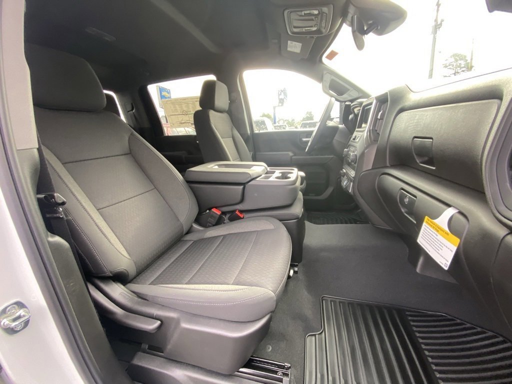 New 2025 Chevrolet Silverado 2500 Custom w/ Custom Value Package image 25