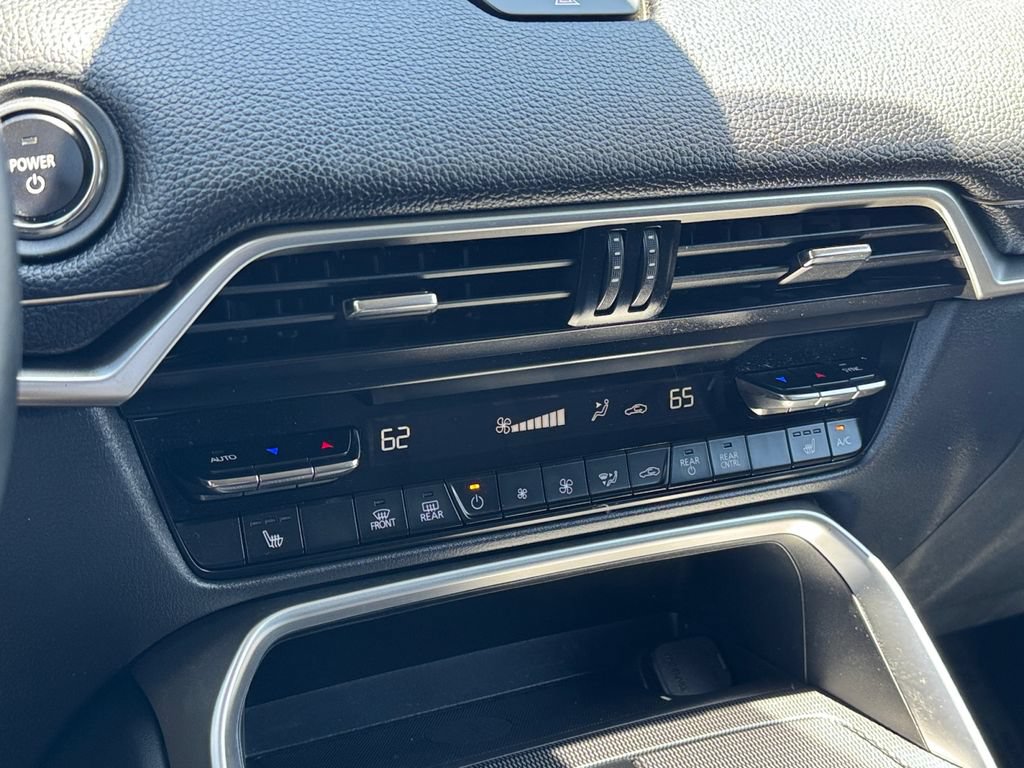 Used 2025 MAZDA CX-70 Plug-In Hybrid w/ Premium Pkg AWD/4WD image 16