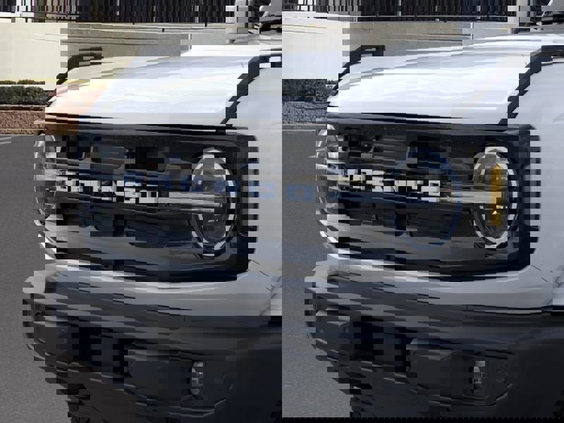 New 2025 Ford Bronco Outer Banks image 19