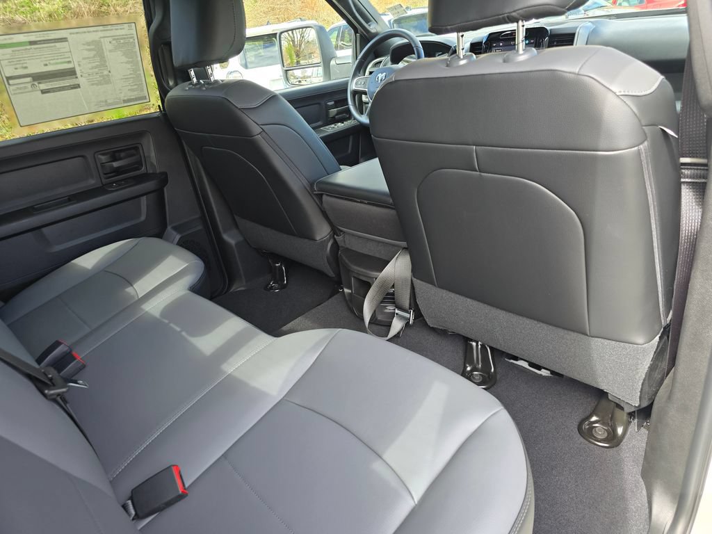 New 2026 RAM 3500 Tradesman AWD/4WD image 24