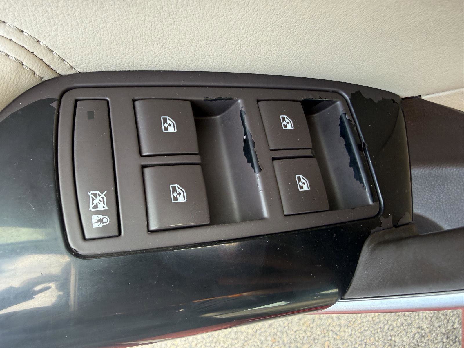 Used 2013 Buick Regal Premium image 11