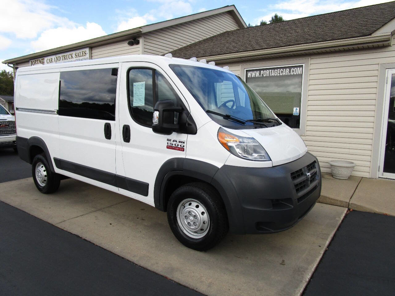 Used 2015 RAM ProMaster 1500 w/ Cargo Convenience Group image 3