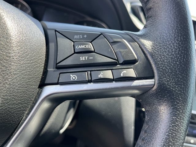 Used 2019 Nissan Rogue SV FWD image 38