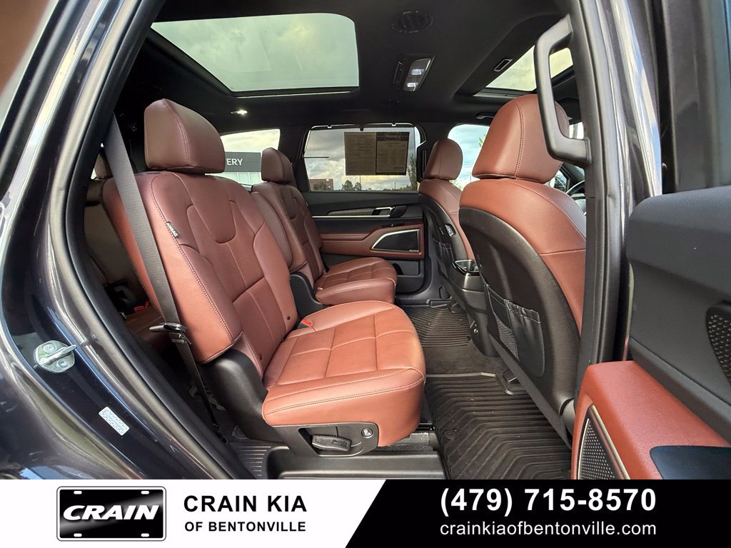 Certified 2025 Kia Telluride SX w/ SX Captain's Chair Package AWD/4WD image 33