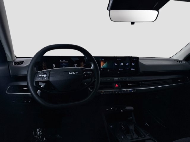 Used 2025 Kia K4 FWD image 16