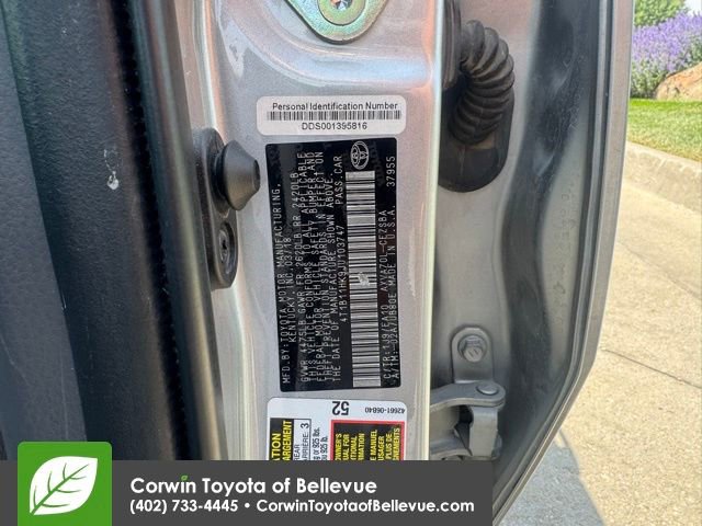 Used 2018 Toyota Camry SE w/ Audio Package FWD image 11