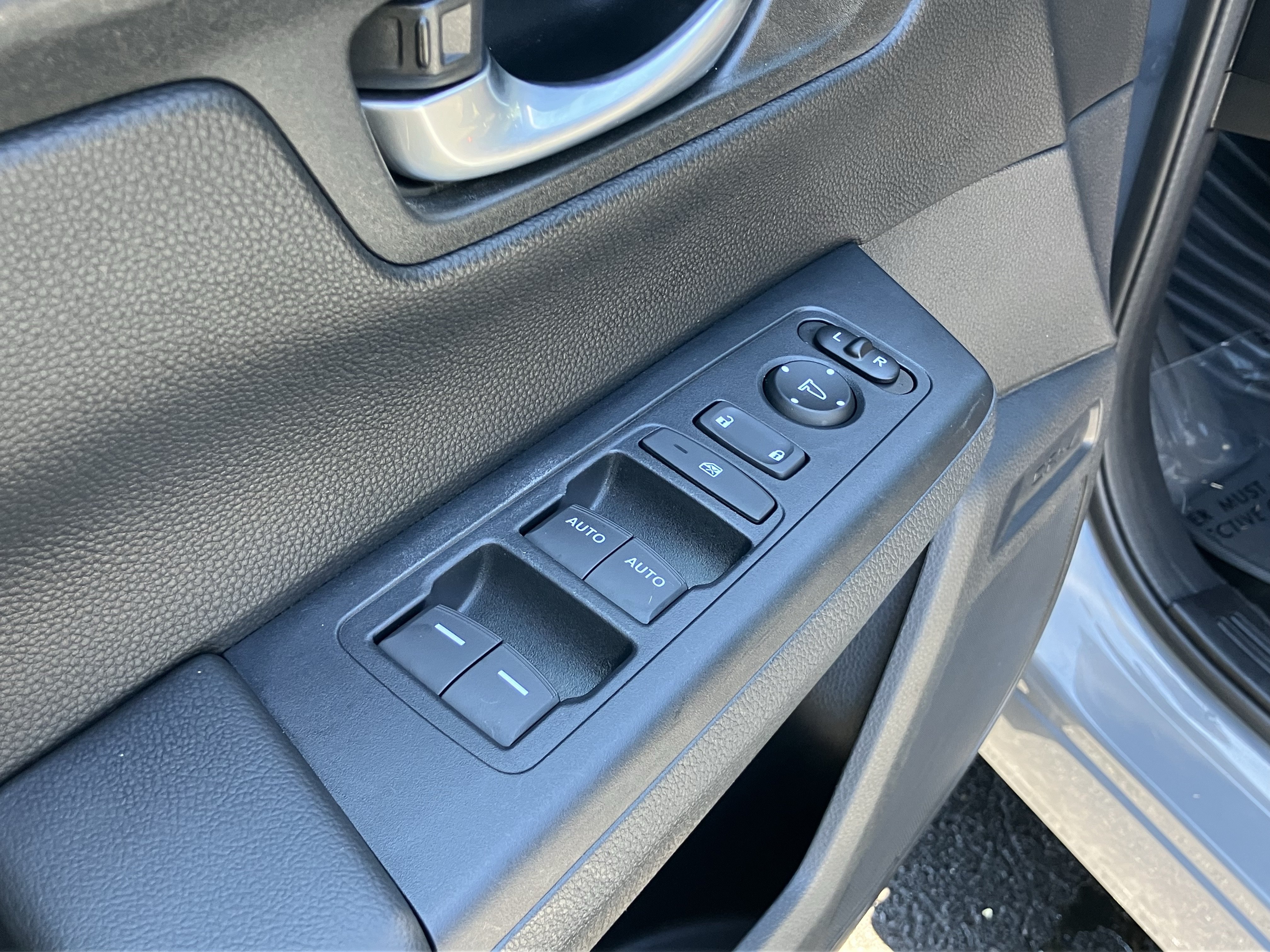 Certified 2023 Honda CR-V Sport image 15