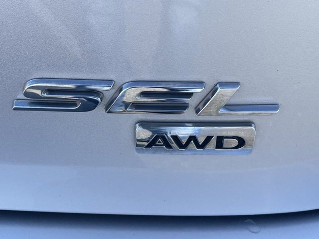 Used 2017 Ford Edge SEL image 21