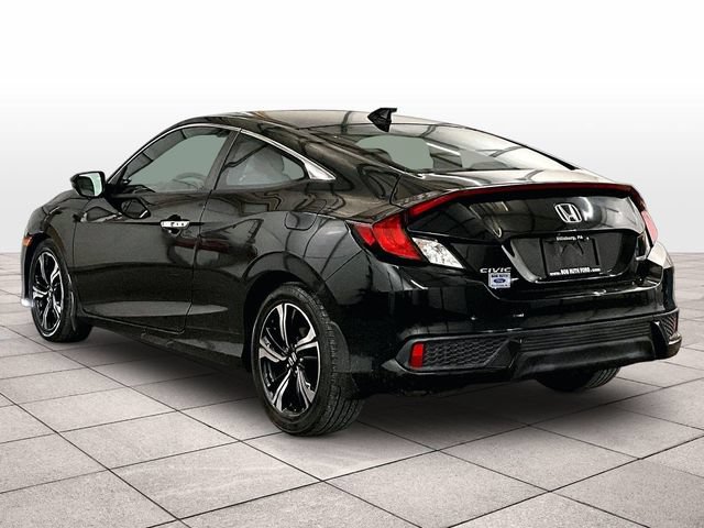 Used 2017 Honda Civic Touring image 10