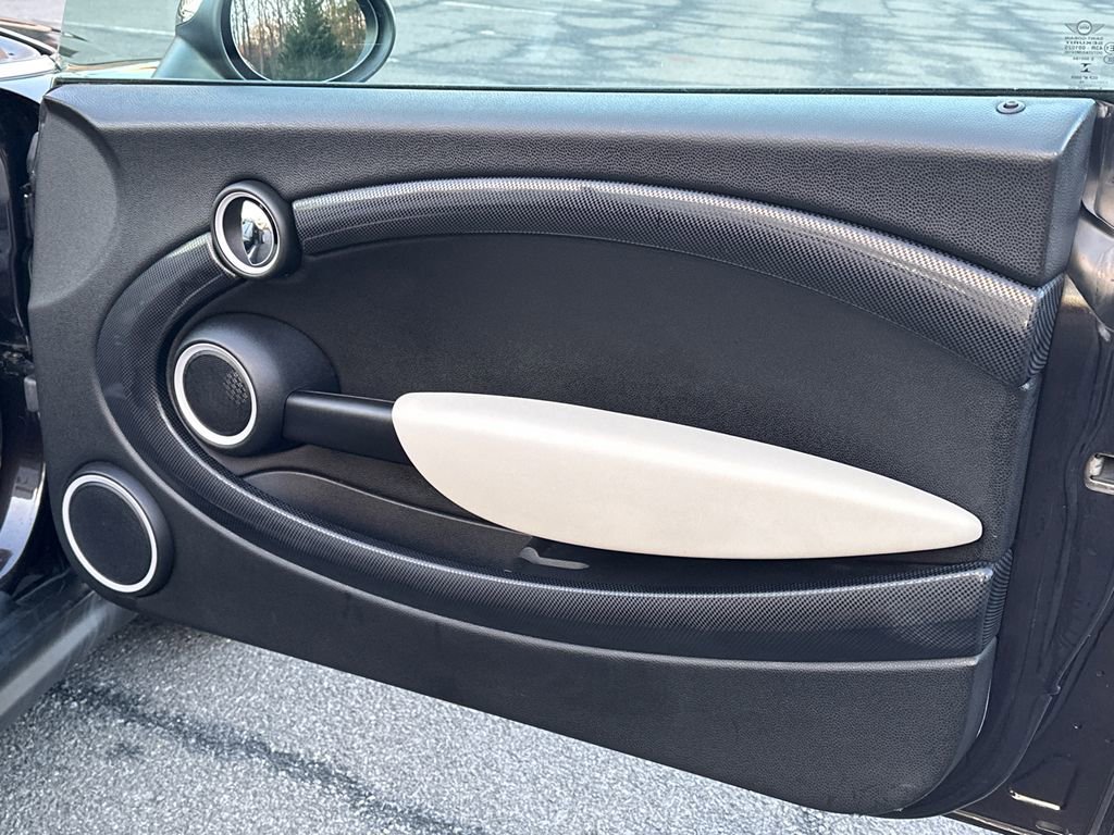 Used 2015 MINI Cooper S image 8