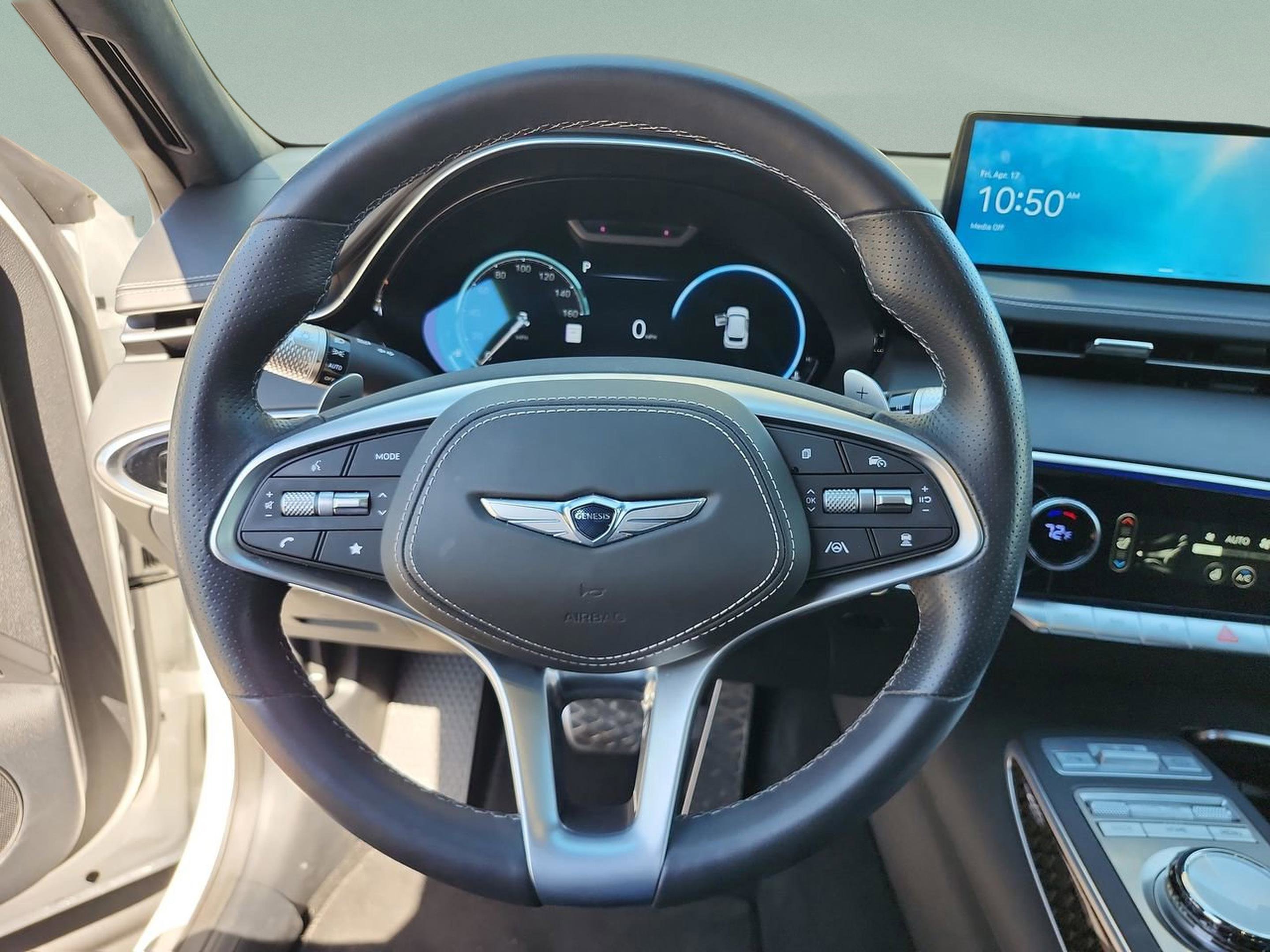 Used 2023 Genesis GV70 3.5T Sport w/ Sport Prestige Package AWD/4WD image 9