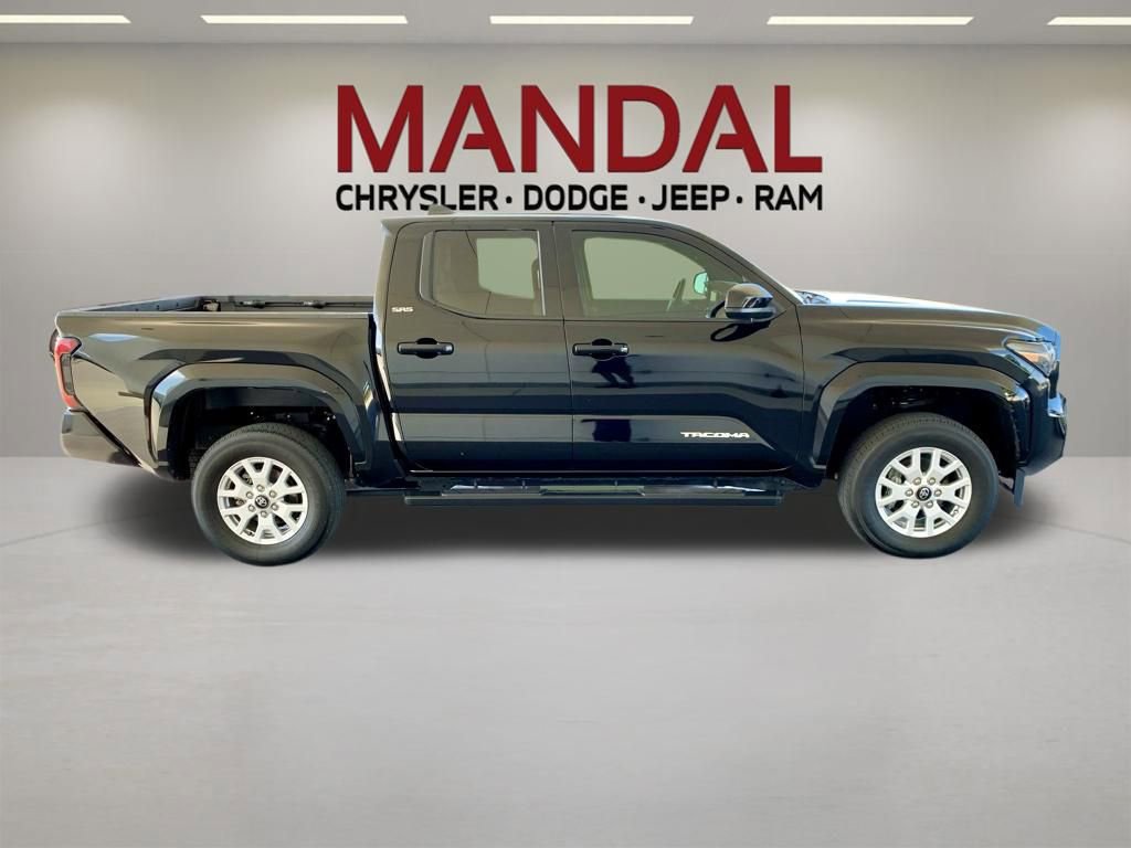 Used 2025 Toyota Tacoma SR5 RWD image 6