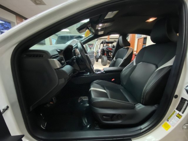 Used 2025 Toyota Camry SE FWD image 15