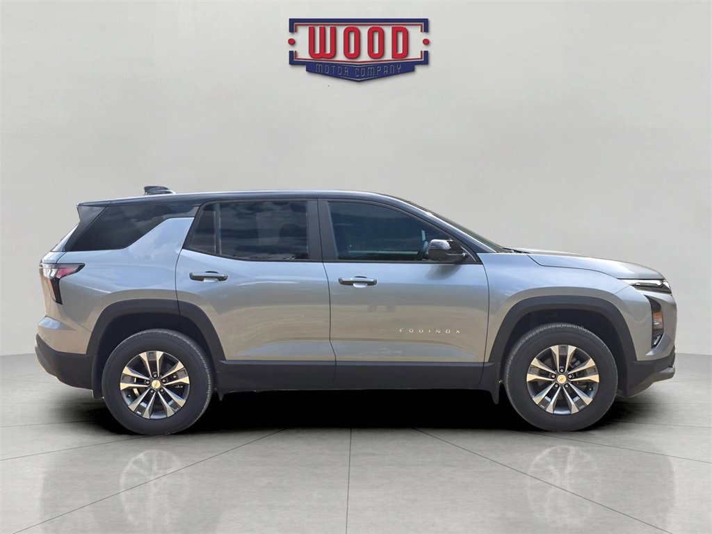New 2026 Chevrolet Equinox LT w/ Safety and Technology Package image 2