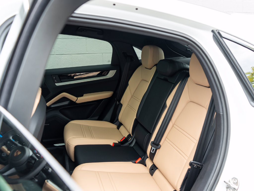 New 2026 Porsche Cayenne S AWD/4WD image 18