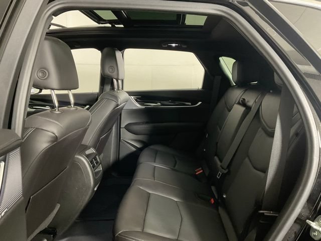 Certified 2025 Cadillac XT5 Premium Luxury w/ Technology Package AWD/4WD image 29