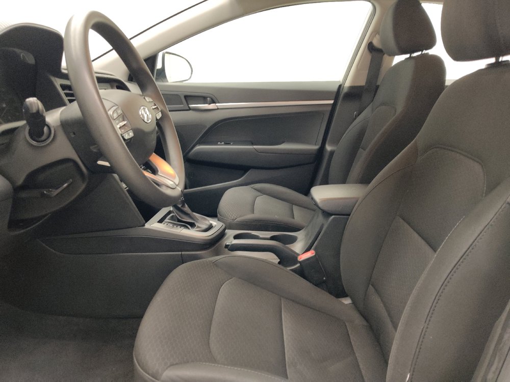 Used 2020 Hyundai Elantra SE w/ Cargo Package (C1) FWD image 17