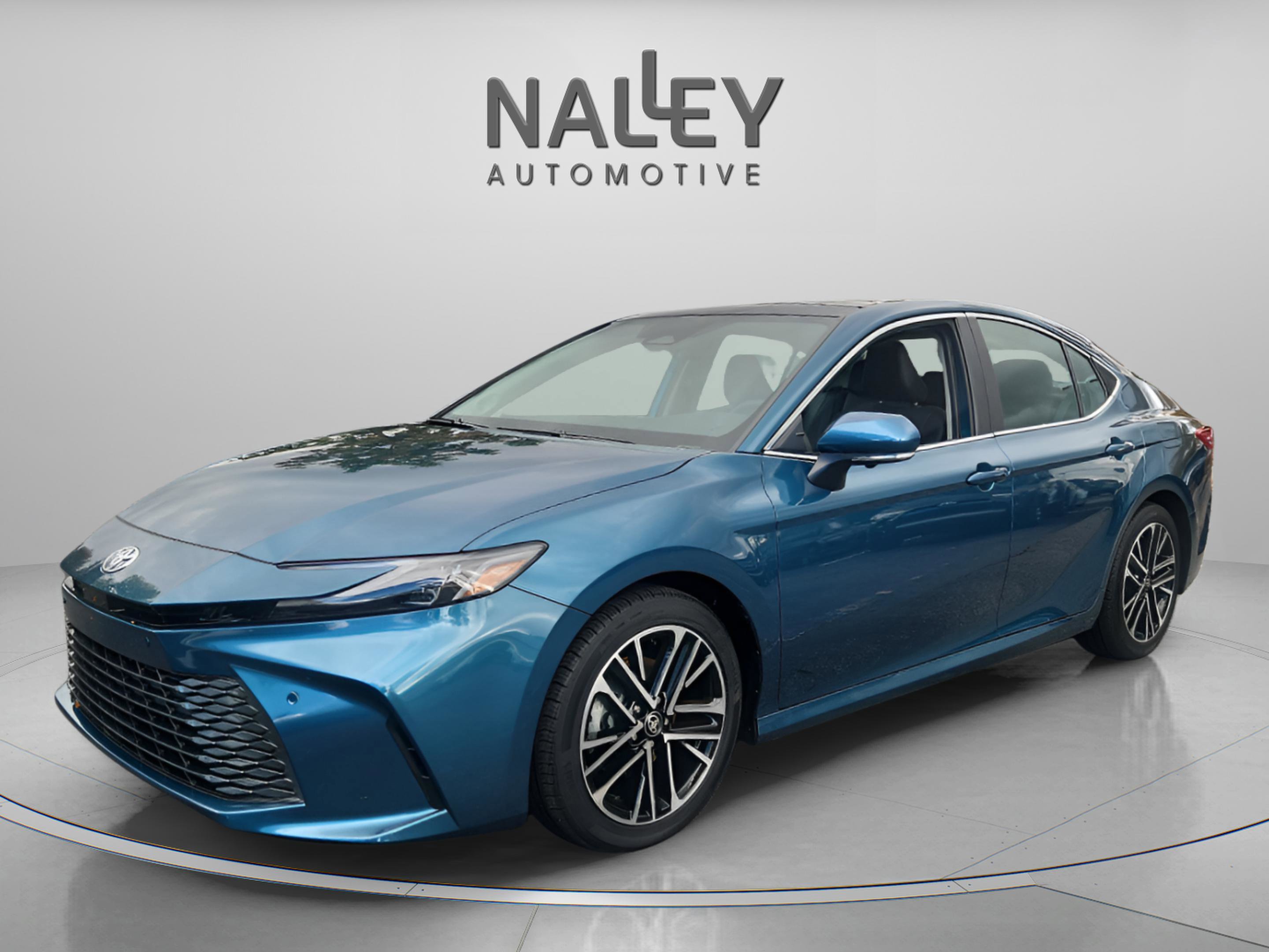 Used 2025 Toyota Camry XLE