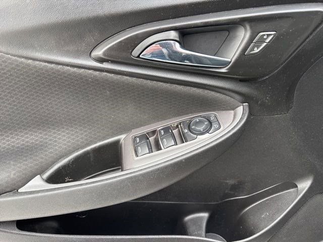 Used 2020 Chevrolet Malibu RS image 13