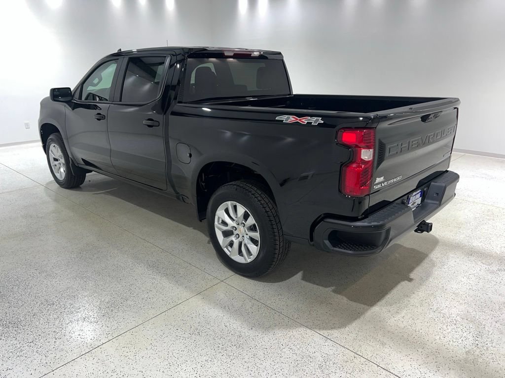 New 2026 Chevrolet Silverado 1500 Custom AWD/4WD image 3