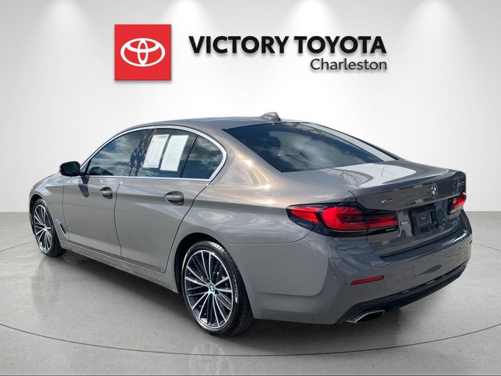 Used 2021 BMW 530i xDrive w/ Premium Package image 3