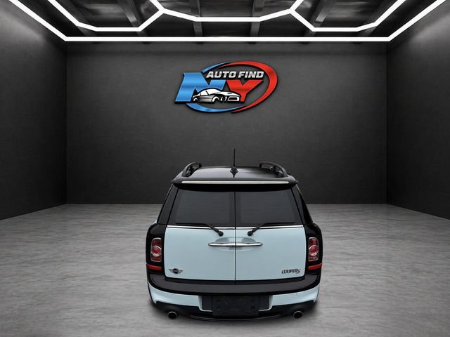 Used 2012 MINI Cooper Clubman S w/ Sport Pkg FWD image 11