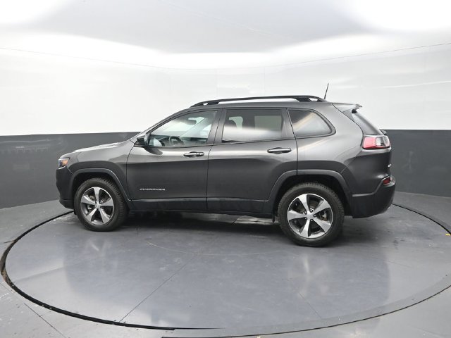 Used 2022 Jeep Cherokee Limited AWD/4WD image 6