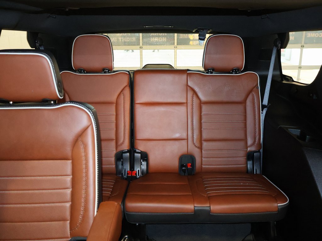 Certified 2023 GMC Yukon Denali Ultimate image 30