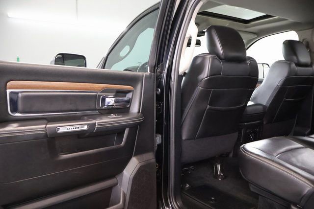 Used 2014 RAM 1500 Laramie w/ Trailer Tow Group image 31