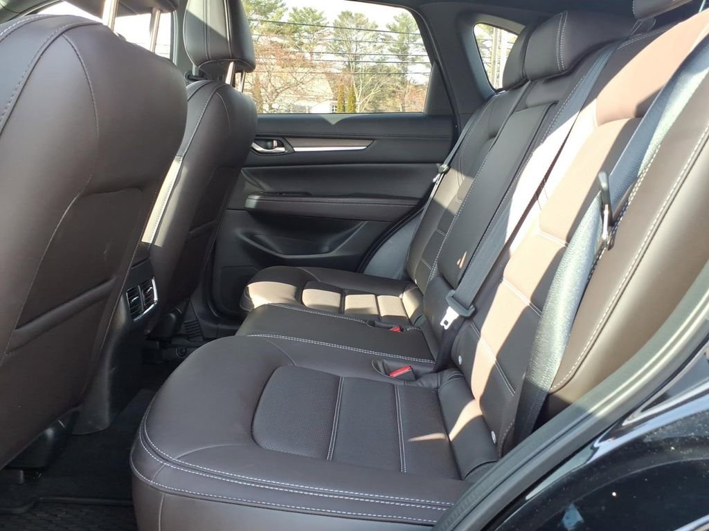 Certified 2025 MAZDA CX-5 Signature image 15