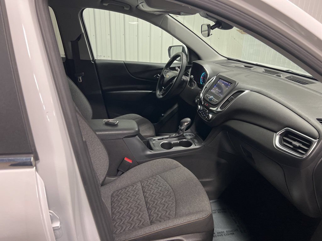 Certified 2024 Chevrolet Equinox LT AWD/4WD image 9